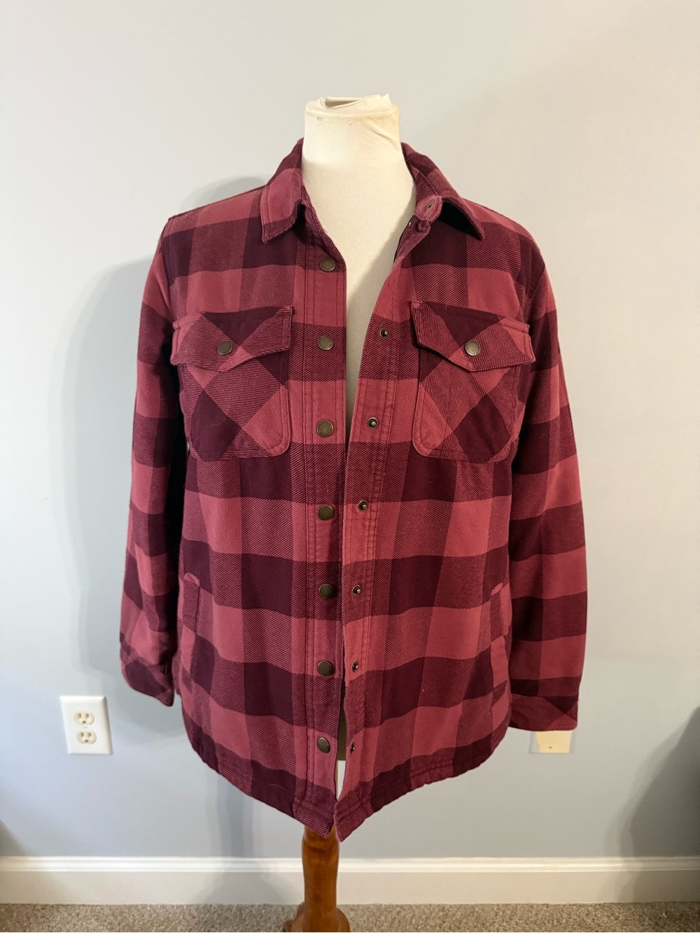 Duluth insulated Plaid Button-Front jacket in Burgundy & Wine